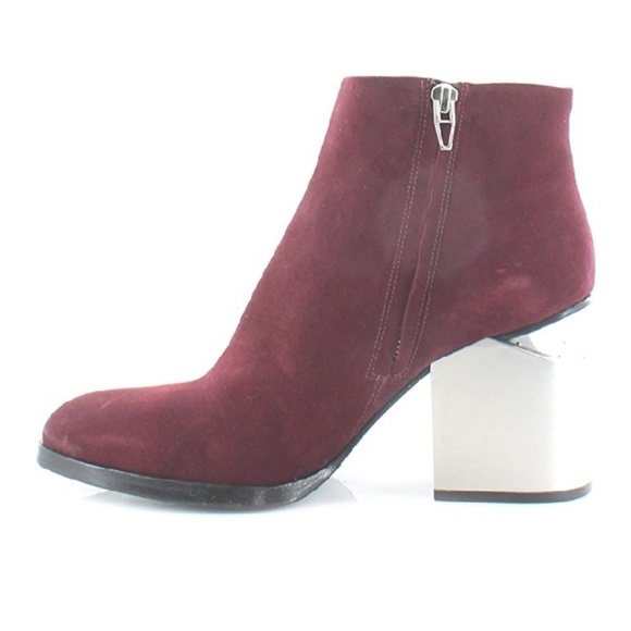 Boots - Picture 2 of 3